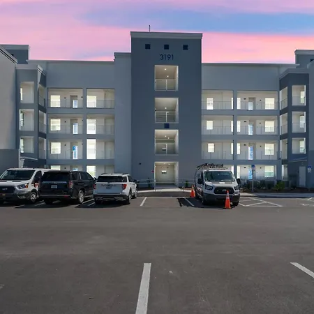 2 Bedroom - 2 Bathroom Storey Lake 3191-102 Pc